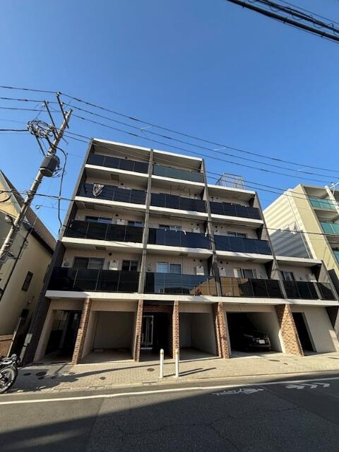 建物外観　５階建てです