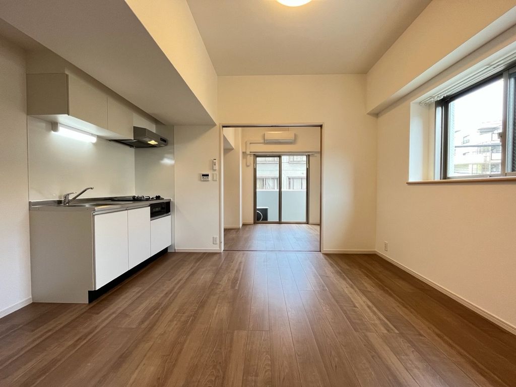 居室・リビング　※代表タイプの写真のため実際とお異なる場合がございます