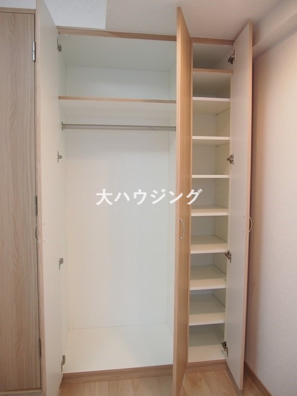 収納