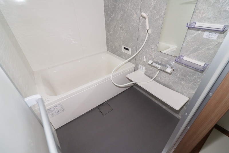 バス・シャワールーム　図面と現状に相違がある場合には現状を優先