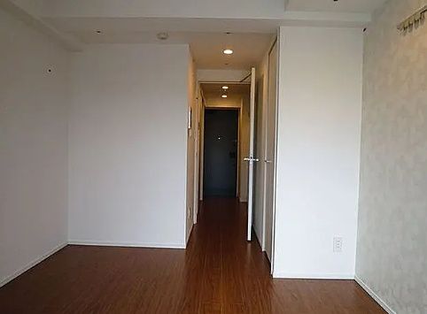 居室・リビング　☆明るい洋室☆