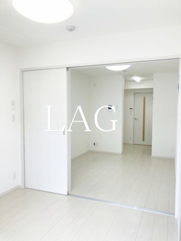 居室・リビング　洋室のお部屋です。