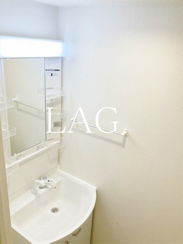 洗面設備　洗面台です。