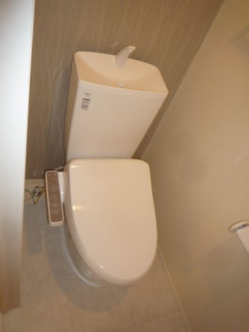 トイレ　落ち着いたトイレです