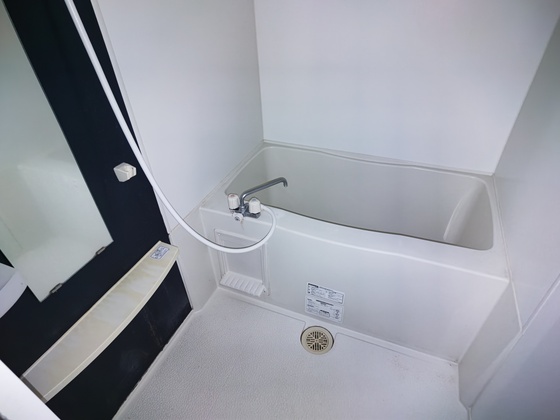 バス・シャワールーム　※別号室の写真です