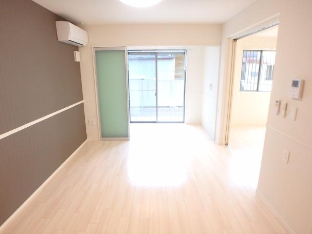 居室・リビング　リビング