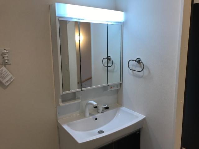 洗面設備　洗髪洗面化粧台