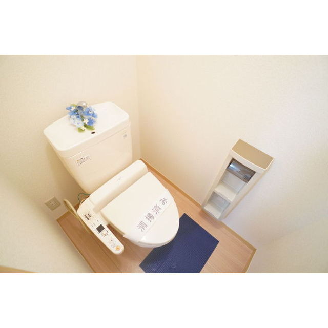 トイレ　洗浄便座付♪