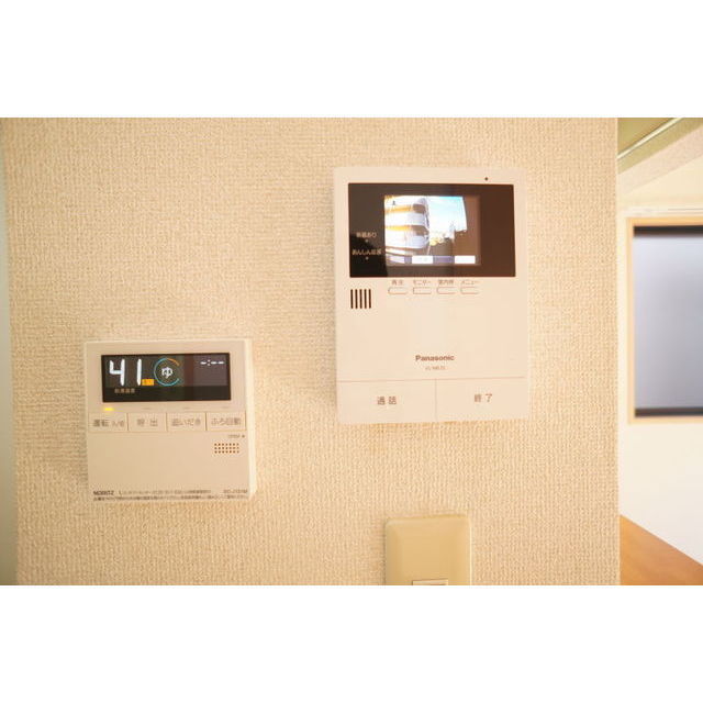 セキュリティ　来訪者の確認ができるＴＶモニターホン