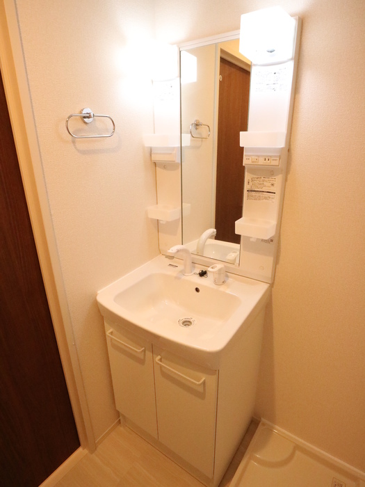 洗面設備　洗髪洗面化粧台付き♪