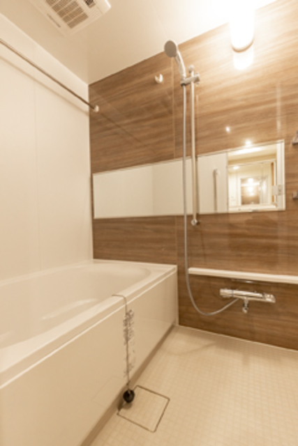 バス・シャワールーム　※写真は同タイプ住戸です。