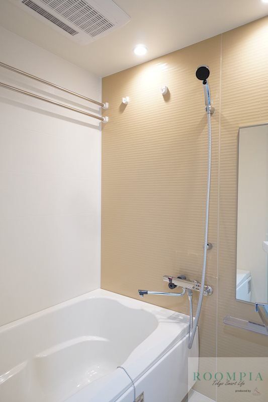 バス・シャワールーム　バス