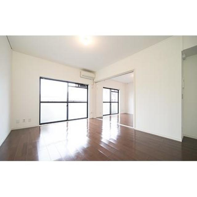 居室・リビング　※写真は同タイプ住戸です。