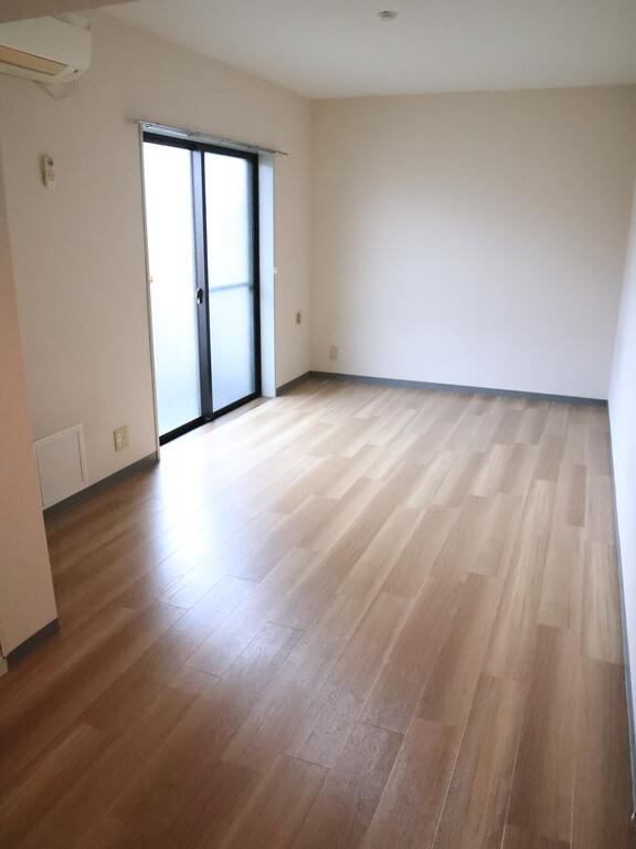 居室・リビング　※別部屋写真参照