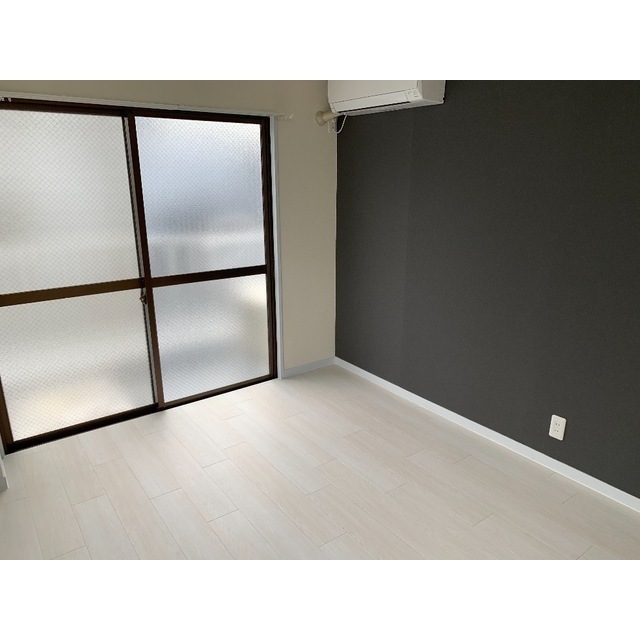 居室・リビング　ゆったり過ごせる居間です