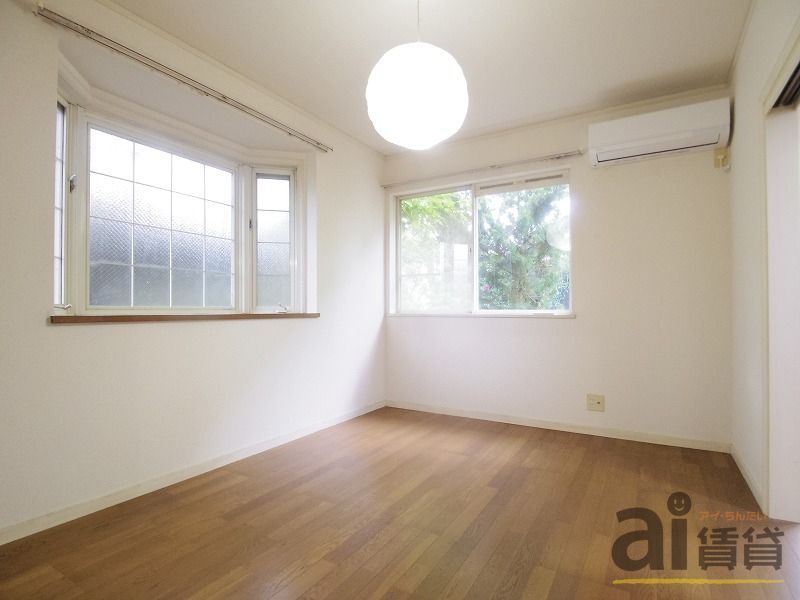 居室・リビング　～同仕様写真～