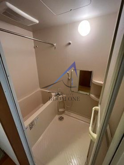 バス・シャワールーム　お風呂です。