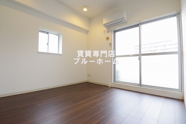 その他　別角度からの洋室です！