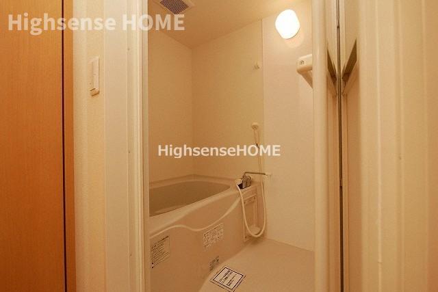 バス・シャワールーム　お風呂で日々の疲れを落としましょう