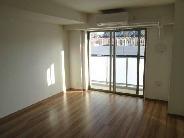 居室・リビング　温水洗浄便座完備