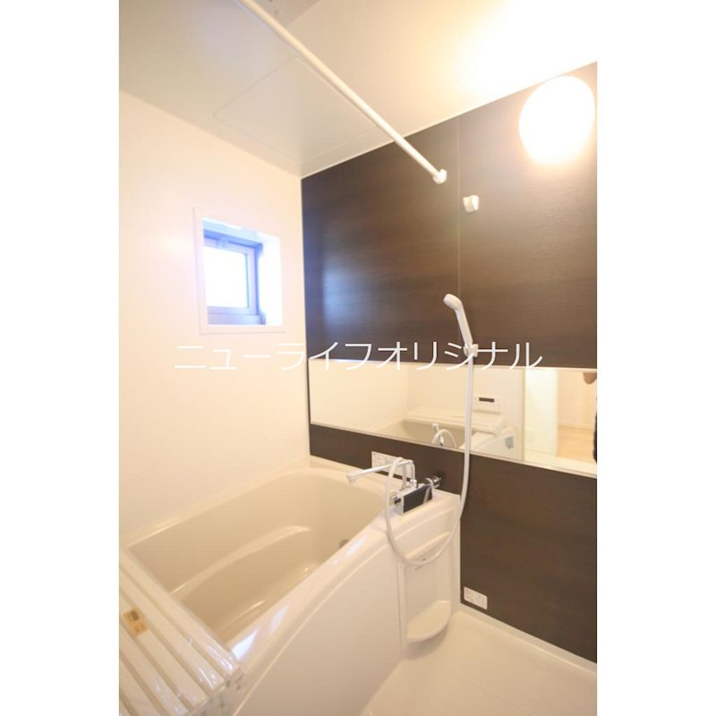 バス・シャワールーム　追焚機能はもちろん浴室乾燥機付きです！