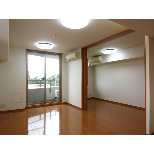 居室・リビング　居室※別部屋参考写真