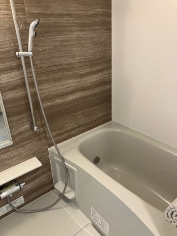 バス・シャワールーム　別部屋参考写真