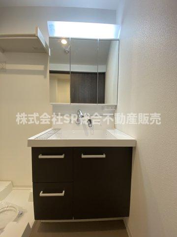 洗面設備　朝の身支度には欠かせない独立洗面化粧台