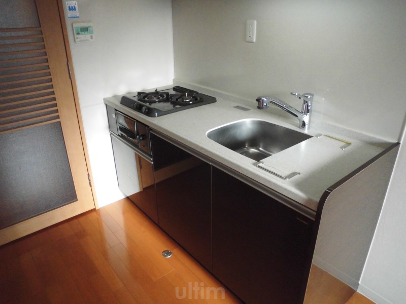 キッチン　※別のお部屋の写真です