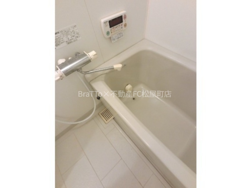 バス・シャワールーム　バス（追炊き機能付）