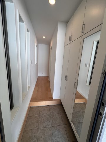 玄関　きれいな玄関です