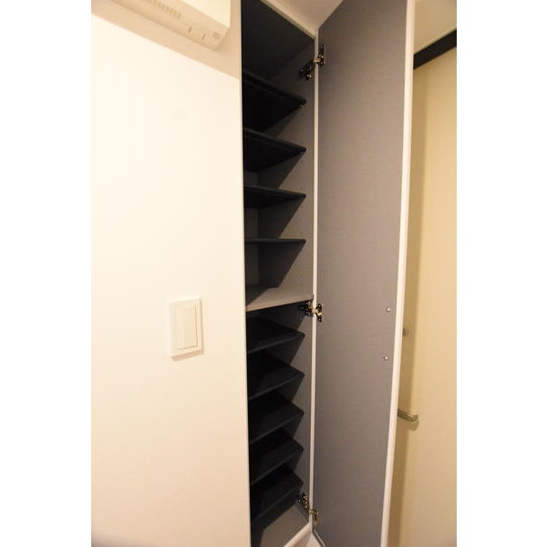 その他　大容量のシューズボックスが付いています♪