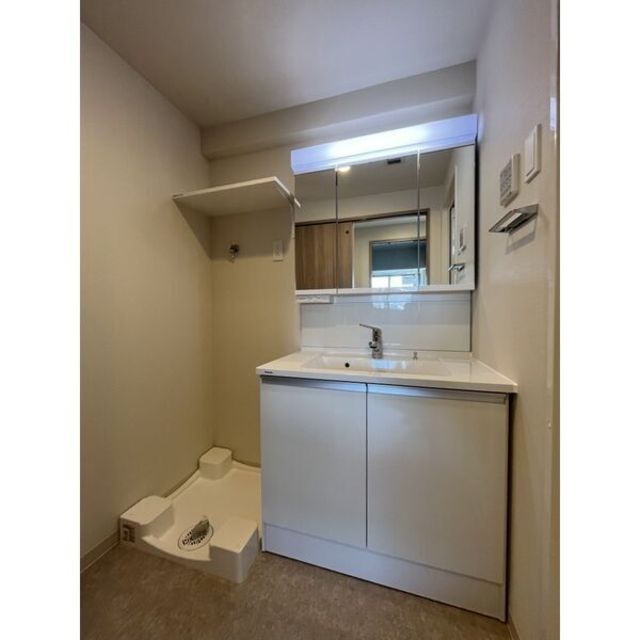 洗面設備　同仕様