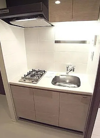 キッチン　別部屋の画像を使用しております。