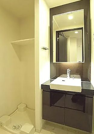 洗面設備　別部屋の画像を使用しております。