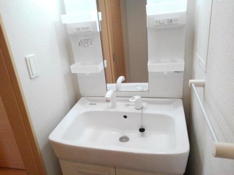 洗面設備　図面と現状に相違がある場合には現状を優先