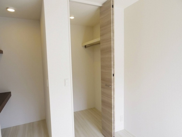 収納　ウォークインクロゼットでたっぷり収納♪