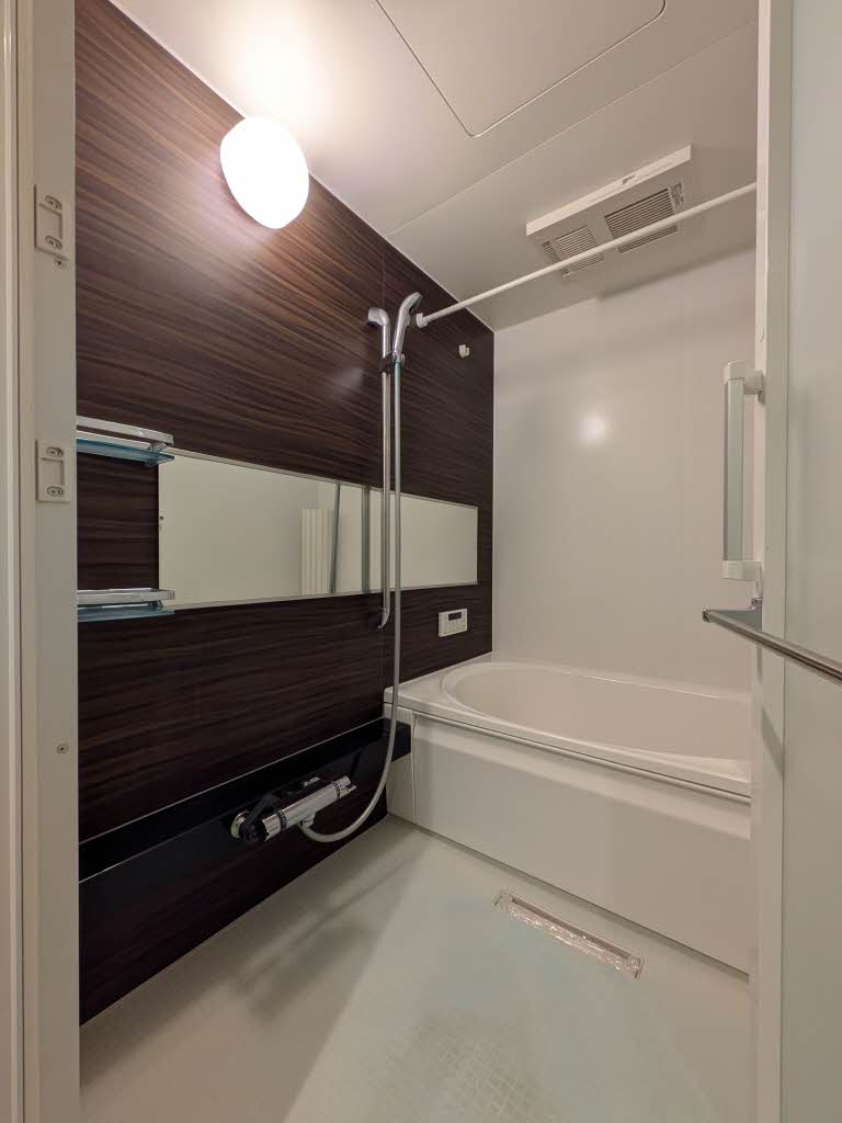 バス・シャワールーム