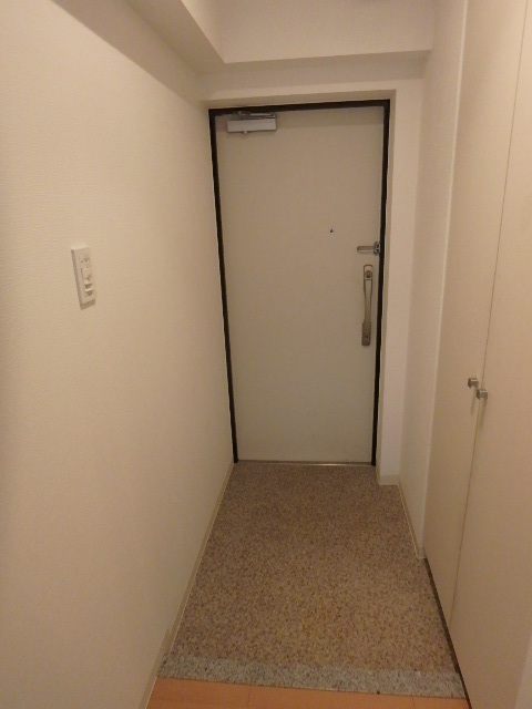 玄関　玄関も広めなサイズです
