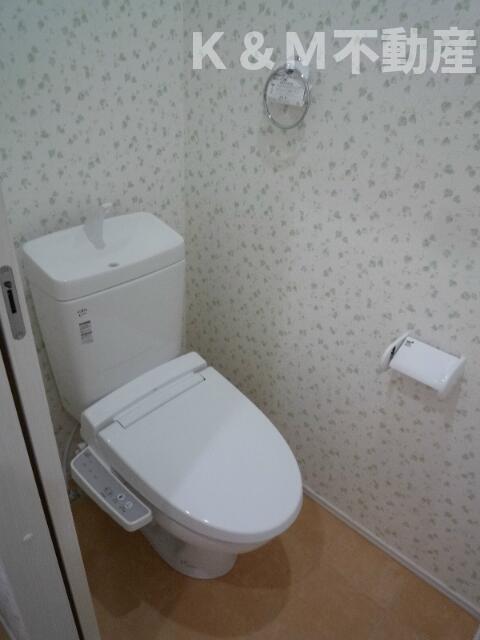 トイレ　トイレもきれいです