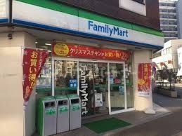 コンビニ　ファミリーマート松戸本町店（コンビニ）まで440m