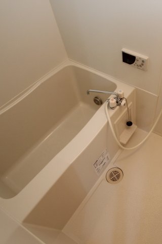 バス・シャワールーム　※同建物ほかのお部屋の写真です。