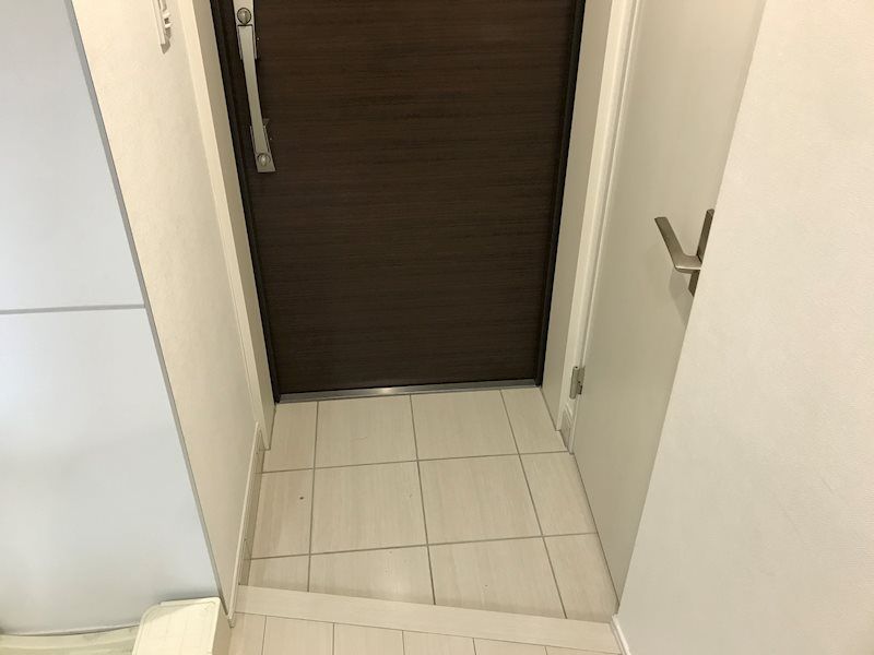 玄関　別号室参照