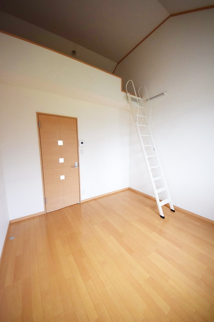 居室・リビング　～スッキリした間取りです～