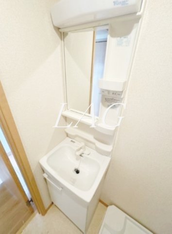 洗面設備　独立洗面台です。