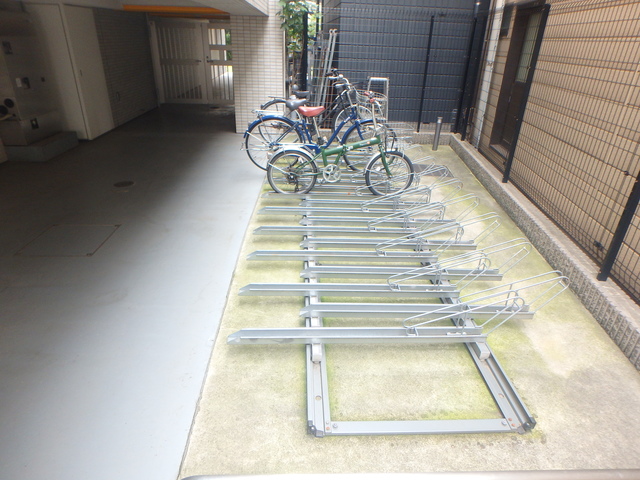 駐車場　駐輪場