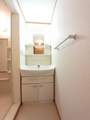 洗面設備　忙しい朝には欠かせない洗面所です