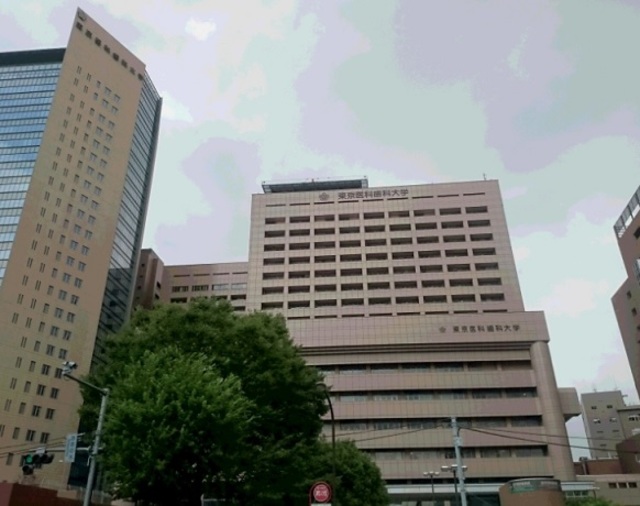 病院　東京医科歯科大学医学部附属病院（病院）まで500m