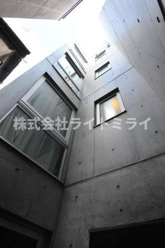駐車場　?