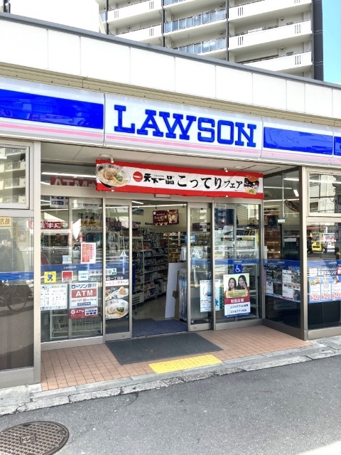 コンビニ　ローソン淀川三国本町一丁目店（コンビニ）まで191m